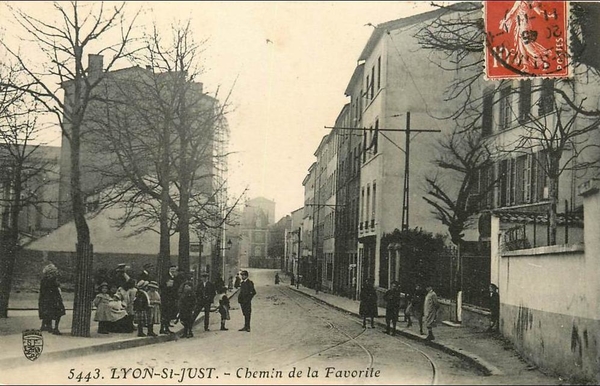 rue de la favorite